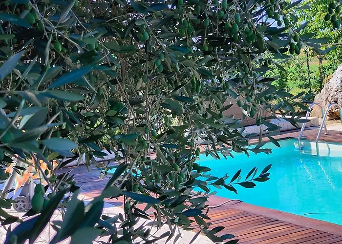 Letizia Bed and Breakfast 4*