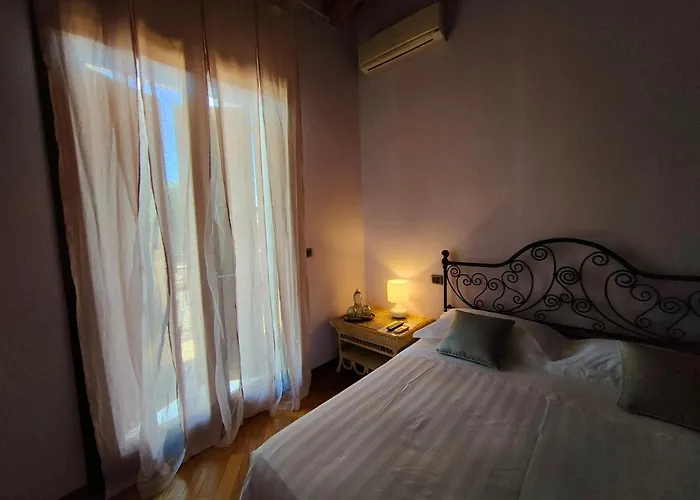 Letizia Bed and Breakfast 4*